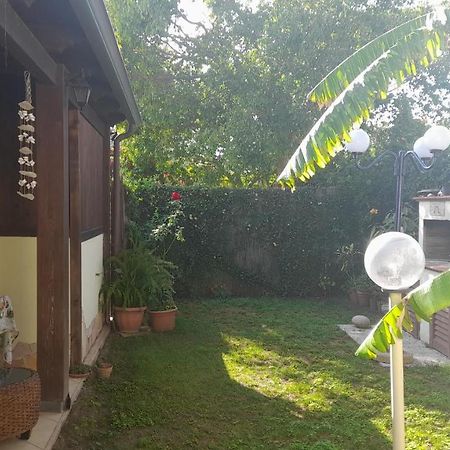 Brezza Di Mare Appartamento In Villa Con Giardino E Spiaggia ,Casa Vacanze Al Mare Quartu Sant'Elena Bagian luar foto