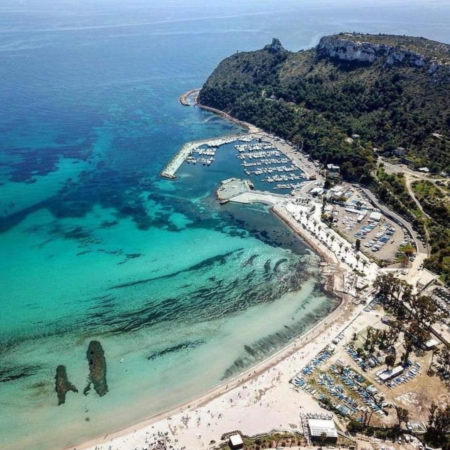 Brezza Di Mare Appartamento In Villa Con Giardino E Spiaggia ,Casa Vacanze Al Mare Quartu Sant'Elena Bagian luar foto