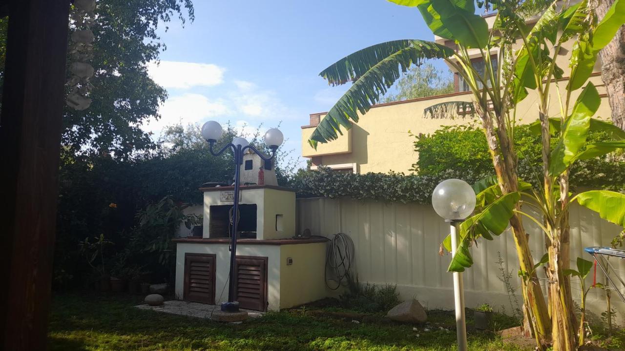 Brezza Di Mare Appartamento In Villa Con Giardino E Spiaggia ,Casa Vacanze Al Mare Quartu Sant'Elena Bagian luar foto